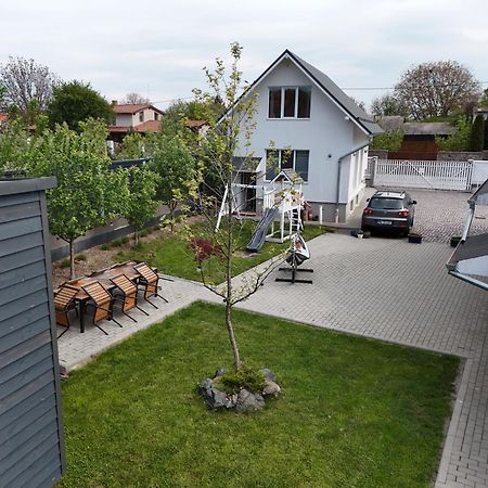 Pixel Guesthouse Tîrgu Secuiesc Zewnętrze zdjęcie