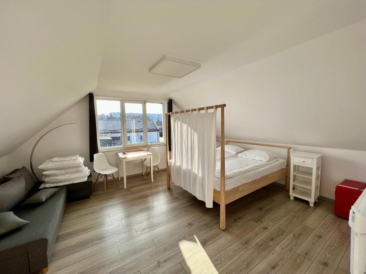 Pixel Guesthouse Tîrgu Secuiesc Zewnętrze zdjęcie